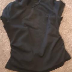T shirt, zoals gemeld door Van der Valk Hotel Apeldoorn - De Cantharel met iLost