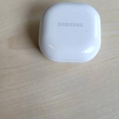 حافظة airpods، كما تم الإبلاغ عنه بواسطة Connexxion Haarlem IJmond عبر iLost