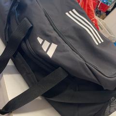 핸드백, iLost를 사용하여 HTM에 보고됨