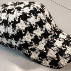 Kläder - Pet, rapporterat av Regio Limburg - Leuven med iLost