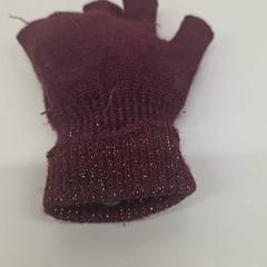 Svetr, jak nahlášeno Transdev Gooi en Vechtstreek pomocí iLost