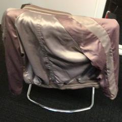 Jacket Roze, as reported by Gemeente Nijmegen using iLost