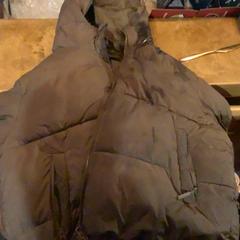 Jas Groen, zoals gemeld door Café Leentje met iLost