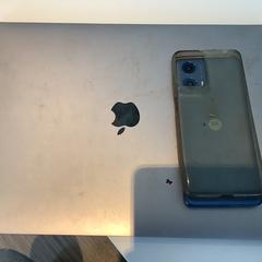 Macbook pro & Smartphone vd Berg Motorola, as reported by Gemeente Amsterdam - Bureau Gevonden Voorwerpen using iLost