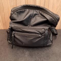 Sac à dos, a été signalé par Rotterdam The Hague Airport utilisant iLost