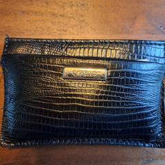 zwarte portemonnee, iLost에 보고됨