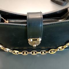 Táska Alsemeiri, amint azt Regio Limburg - Leuven az iLost segítségével jelentette.