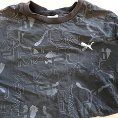 Vêtements T shirt, a été signalé par Regio Limburg - Leuven utilisant iLost