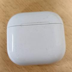 Titular de auricular Wit, ha sido reportado por Qbuzz GD Groningen Peizerweg con iLost