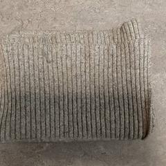 Roupa - Sjaal Grijs, como reportado por Regio Oost-Vlaanderen utilizando o iLost