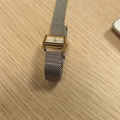 Montre, a été signalé par Qbuzz Fryslân utilisant iLost