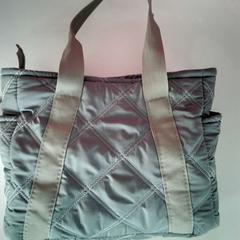 Sac, a été signalé par Twisto utilisant iLost