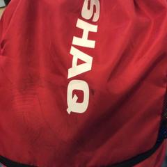 Mochila Rood, ha sido reportado por W1 - Tomorrowland con iLost