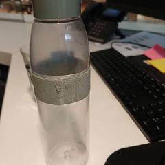 Fles Mepal, zoals gemeld door Cursus en vergadercentrum Domstad met iLost