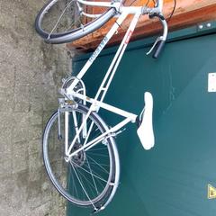 Fiets Raleigh Wit، كما تم الإبلاغ عنه بواسطة Gemeente Landgraaf عبر iLost