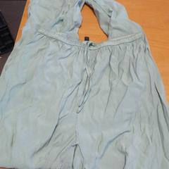 Nohavice trousers, ako bolo nahlásené Carlton Beach Hotel pomocou iLost