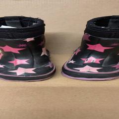 ゴム長靴 がiLostで IKEA Forus によって報告されました