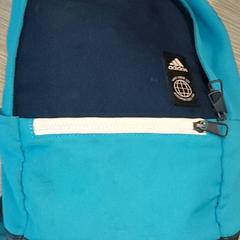 バックパック がiLostで Regio Antwerpen - Brussel によって報告されました