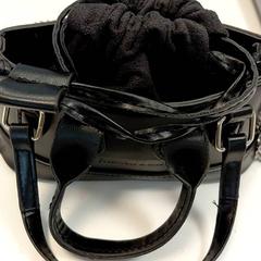 Sac Sac de jeune fille avec 1€80, a été signalé par IKEA Marseille - Vitrolles utilisant iLost