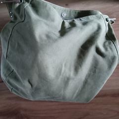 Groene tas, amint azt az iLostnak jelentették.