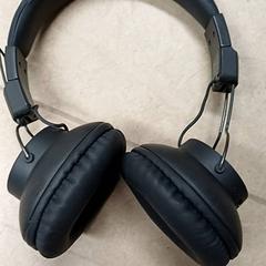 سماعات الرأس، كما تم الإبلاغ عنه بواسطة Qbuzz GD Groningen Peizerweg عبر iLost