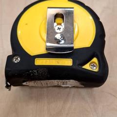 Mètre metre, as reported by IKEA Lyon Grand Parilly using iLost