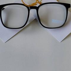 Gafas - Zwart, ha sido reportado por Centraal magazijn con iLost