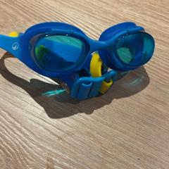 Okuliare na plávanie, ako bolo nahlásené Van der Valk Hotel Eindhoven - Best pomocou iLost