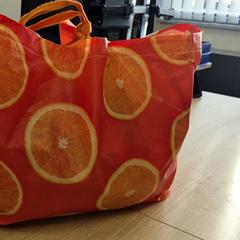 Nákupná taška Oranje, ako bolo nahlásené Regio Antwerpen - Brussel pomocou iLost