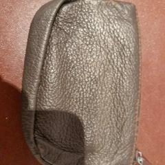 Porte-monnaie Nom porteur : VIL***, zoals gemeld door TCL met iLost