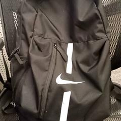 Rugtas/rugzak, come riportato da Qbuzz GD Groningen HS utilizzando iLost