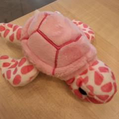 Toy Peluche tortue rose, as reported by IKEA Avignon using iLost