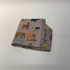 ハンカチ がiLostで IKEA横浜 によって報告されました
