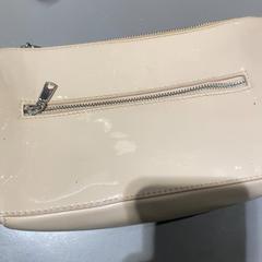 Bag, som rapportert av Pathé Tilburg Stappegoor ved bruk av iLost