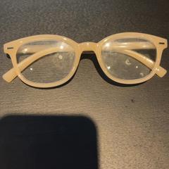 Brýle, jak nahlášeno Van der Valk Hotel Utrecht pomocí iLost