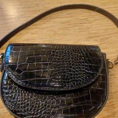 Handbag zwart, as reported by Gemeente Zeist using iLost