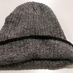 Roupa & Sombreiro - Muts, segundo informou Regio Oost-Vlaanderen usando iLost