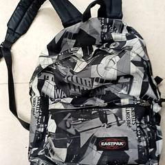 バッグ Fototas がiLostで Qbuzz GD Groningen Peizerweg によって報告されました