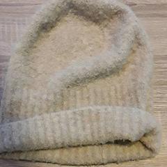 Beanie, jak nahlášeno EBS Tramplein pomocí iLost