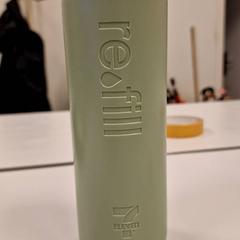 Bouteille à boire & Bouteille, a été signalé par Vrije Universiteit Amsterdam utilisant iLost