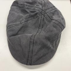 Casquette, a été signalé par Pathé Schouwburgplein utilisant iLost
