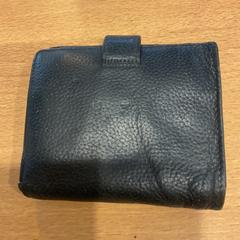 Cartera van Epriarobur, segons ha informat Gemeente Amsterdam - Bureau Gevonden Voorwerpen mitjançant iLost