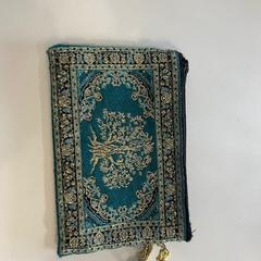 Zakje DEBLAERE, segundo informou Centraal magazijn usando iLost