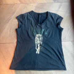 T-shirt, as reported by Hotel Apeldoorn using iLost