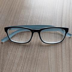 Bril Zwart, jak nahlášeno ACTA pomocí iLost