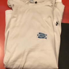 T-shirt Grey, como reportado por MEININGER Hotel Berlin Alexanderplatz utilizando o iLost