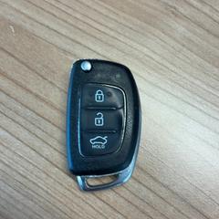 Clé, a été signalé par Connexxion Amstelland-Meerlanden Schiphol Noord utilisant iLost