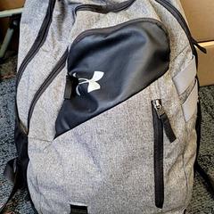 가방 Pereira, iLost를 사용하여 Connexxion Haarlem IJmond에 보고됨