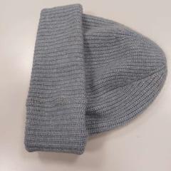 ビーニー Grijs がiLostで Vrije Universiteit Amsterdam によって報告されました