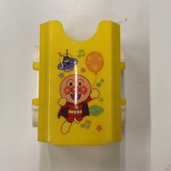 コップケース, come riportato da IKEA神戸 utilizzando iLost